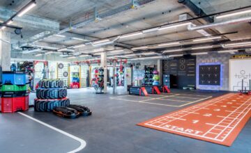 Wesentliche Tipps zur Reinigung von Gummiböden im Fitnessstudio